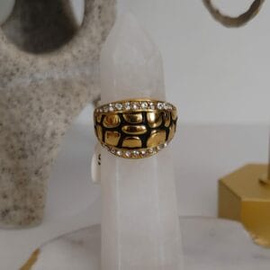 Goldwalk Ring